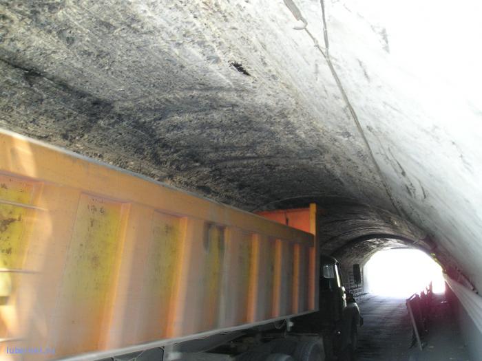 Фотография: Знаменитая "дырка" - подземный переезд из северной в южную часть города, пользователя: rindex