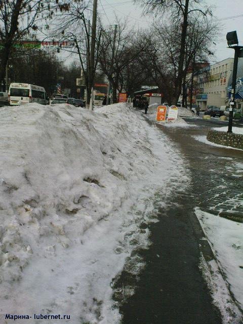 Фотография: Снег на тротуаре 2.JPG, пользователя: Марина