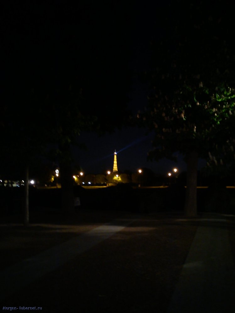 Фотография: Башня ночью (с прожектором), пользователя: Morgan